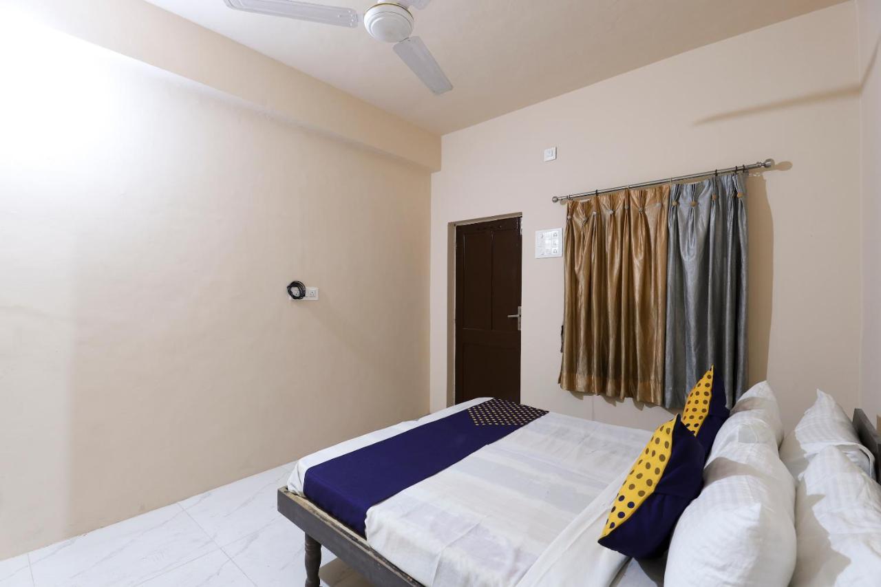 Spot On 64818 Hotel Minal Jamnagar Exterior photo